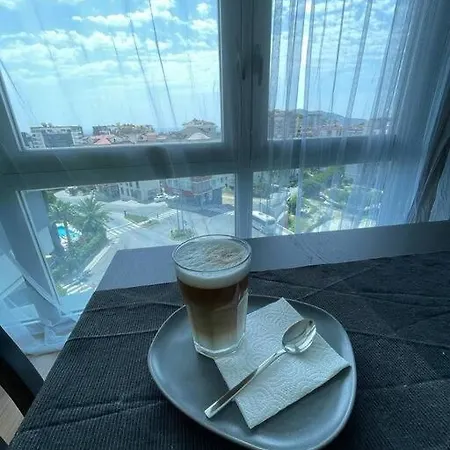 Deniz,kale Manzarali 3+1 Havuzlu Alanya