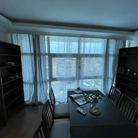 Apartamento Deniz,kale Manzarali 3+1 Havuzlu