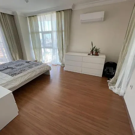 Apartamento Deniz,kale Manzarali 3+1 Havuzlu