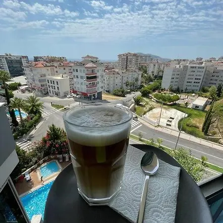 شقة Deniz,kale Manzarali 3+1 Havuzlu ألانيا